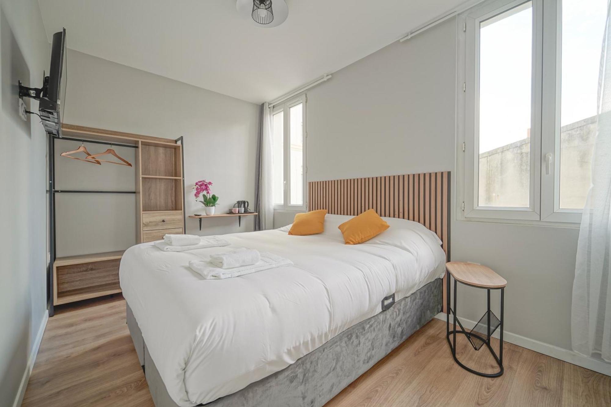 Trianon Saint Ouen Hotell Exteriör bild