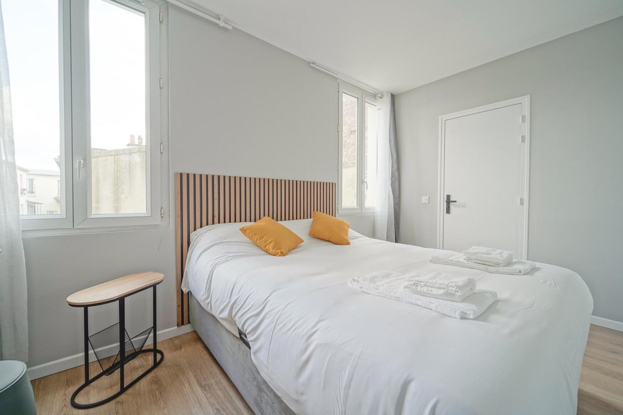 Trianon Saint Ouen Hotell Exteriör bild