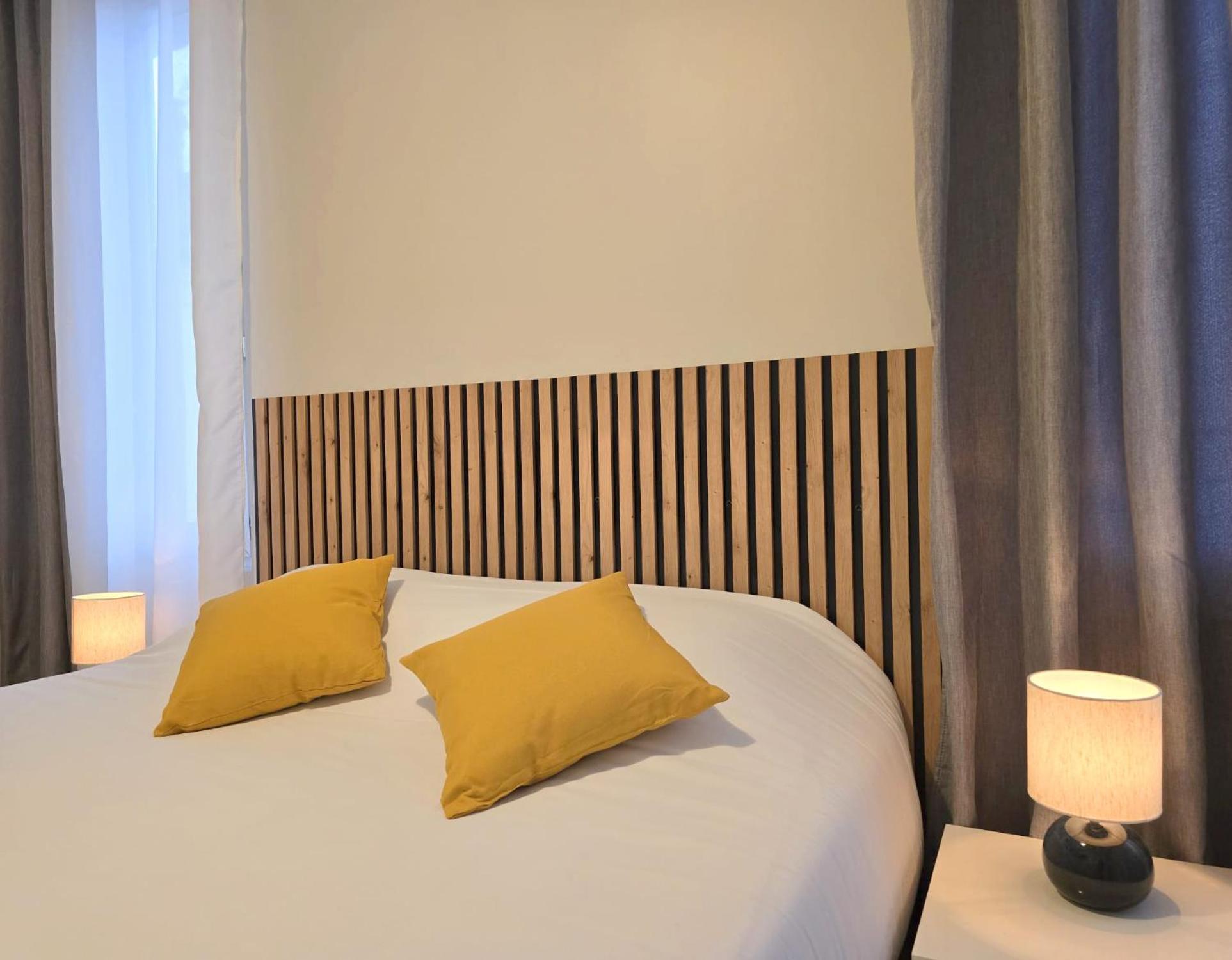 Trianon Saint Ouen Hotell Exteriör bild